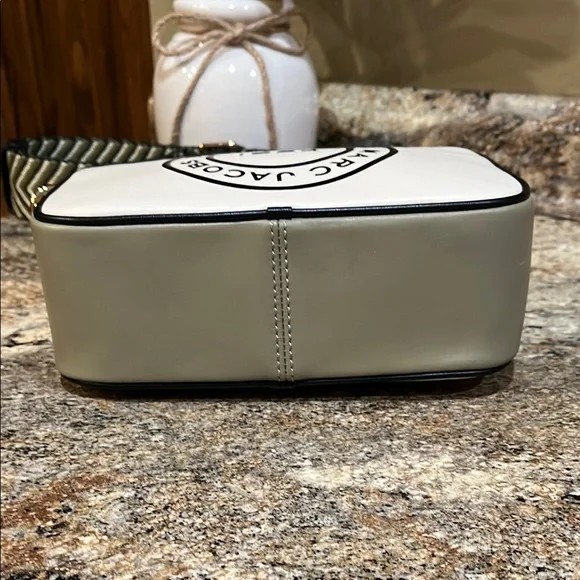 Marc Jacobs NWT Flash Leather Camera Crossbody Bag - Picture 7 of 11